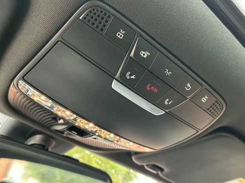 Used 2018 Mercedes-Benz C 300 4MATIC Sedan image 22