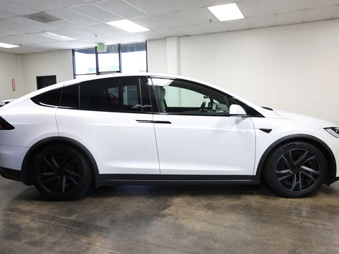 Used 2026 Tesla Model X AWD/4WD image 8