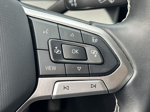 Used 2025 Volkswagen Taos S AWD/4WD image 25