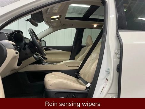 Used 2023 INFINITI QX60 Luxe AWD/4WD image 12