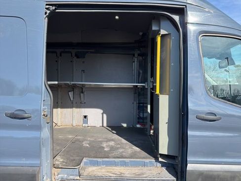 Used 2020 Ford Transit 250 148 High Roof Extended RWD image 7