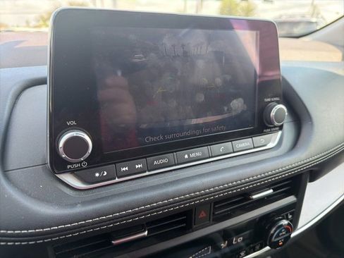 Certified 2023 Nissan Rogue SV w/ SV Premium B Package image 14