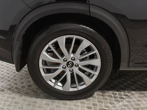Certified 2025 INFINITI QX50 Luxe image 37