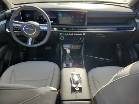Used 2025 Hyundai Santa Cruz SEL FWD image 29