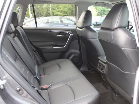 Used 2021 Toyota RAV4 XLE Premium AWD/4WD image 14