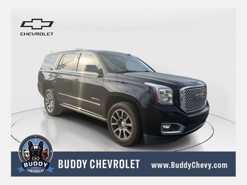 Used 2017 GMC Yukon Denali w/ Open Road Package AWD/4WD image 1
