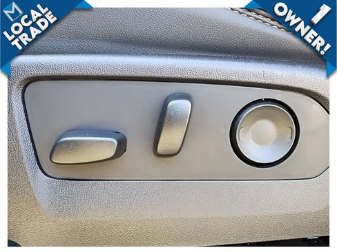 Used 2025 GMC Canyon AT4 w/ Nightfall Edition image 24