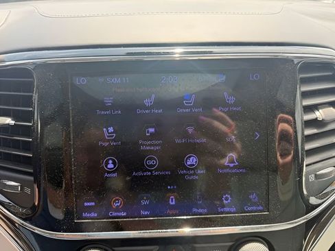 Used 2019 Jeep Grand Cherokee Summit AWD/4WD image 22