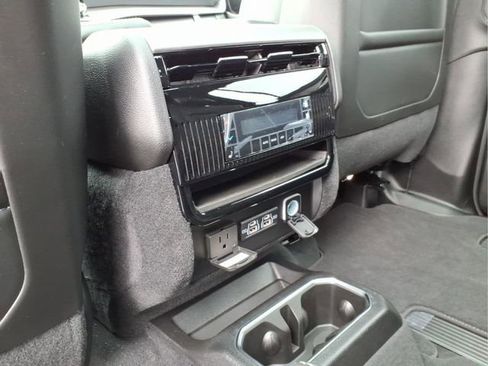 New 2026 Jeep Grand Wagoneer Limited AWD/4WD image 14