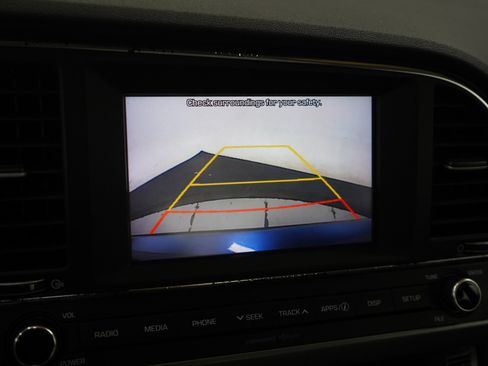 Used 2017 Hyundai Elantra Value Edition FWD image 20