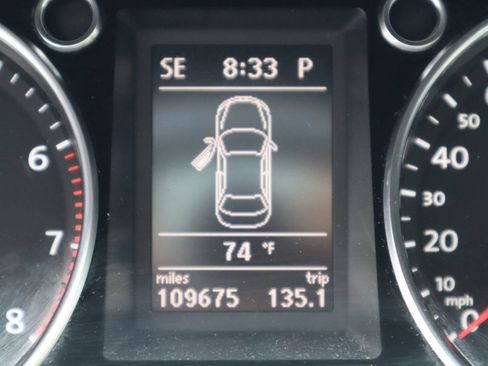 Used 2012 Volkswagen CC Lux Plus image 36