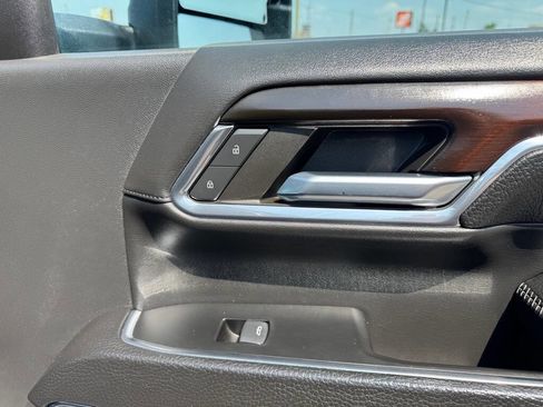 Used 2024 GMC Sierra 2500 Denali w/ Denali Reserve Package image 59