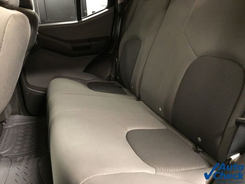 Used 2014 Nissan Xterra S image 37