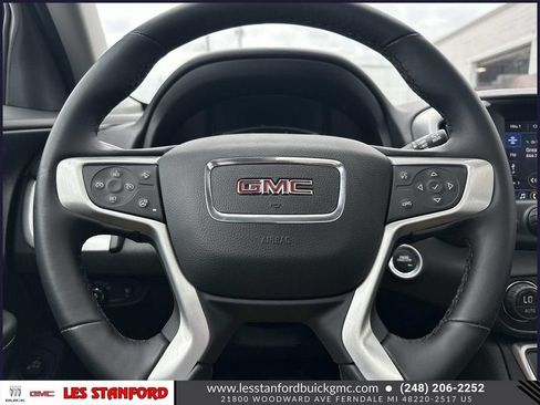 Used 2024 GMC Terrain SLT w/ LPO, Floor Liner Package AWD/4WD image 22