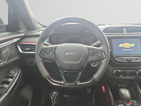 Used 2023 Chevrolet TrailBlazer RS w/ Convenience Package image 13