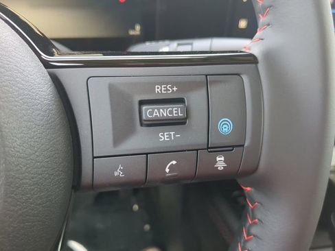 New 2026 Nissan Kicks SR FWD image 23