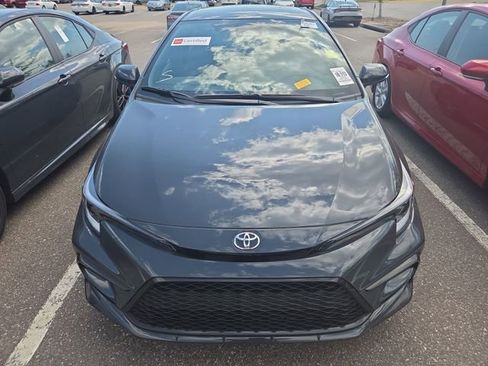 Used 2026 Toyota Corolla SE image 8