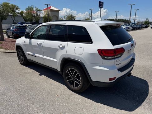 Used 2020 Jeep Grand Cherokee Trailhawk AWD/4WD image 8