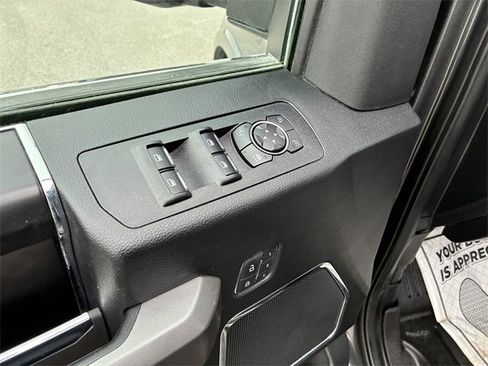 Used 2020 Ford F150 Platinum w/ Equipment Group 701A Luxury image 21