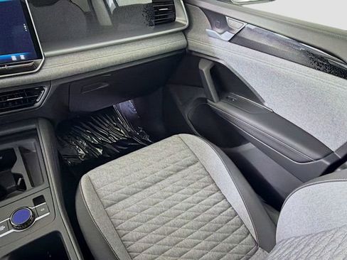 New 2026 Volkswagen Tiguan S FWD image 23