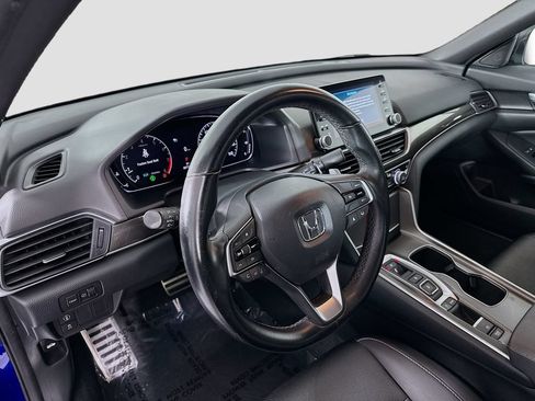 Used 2021 Honda Accord Sport image 4