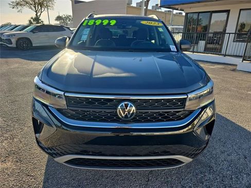 Used 2023 Volkswagen Taos S image 4