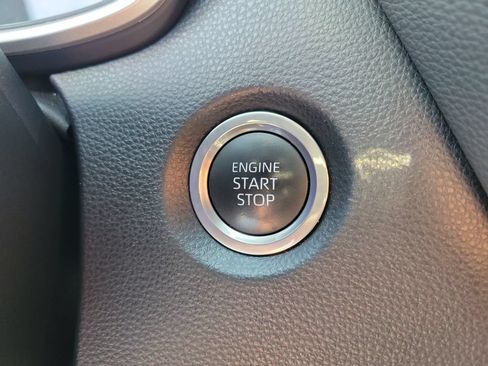 Used 2023 Toyota Corolla SE FWD image 30