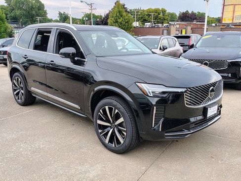 New 2026 Volvo XC90 B5 Core w/ Protection Package AWD/4WD image 3