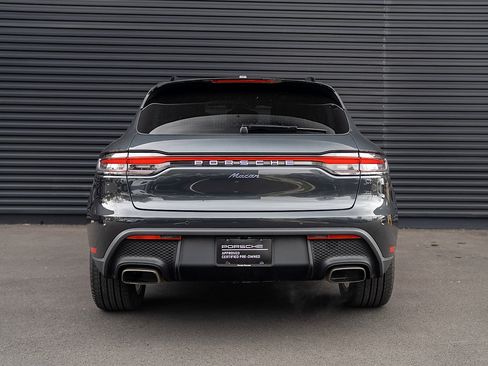 Certified 2026 Porsche Macan AWD/4WD image 29