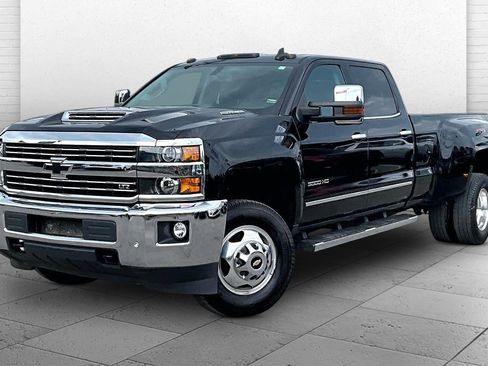 Used 2019 Chevrolet Silverado 3500 LTZ w/ Duramax Plus Package AWD/4WD image 10