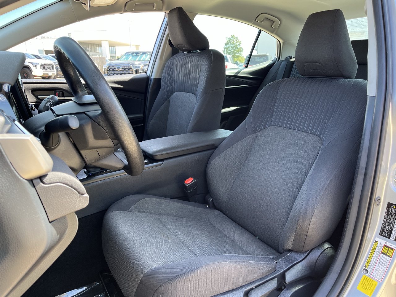 Used 2025 Toyota Camry LE FWD image 22