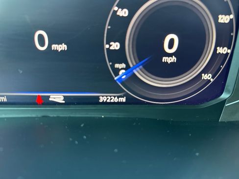 Used 2023 Volkswagen Atlas SEL R-Line image 16