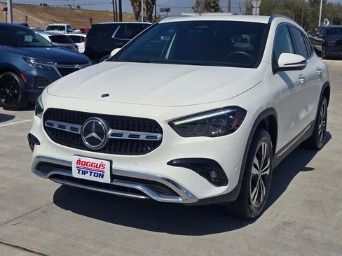 Used 2025 Mercedes-Benz GLA 250 image 9