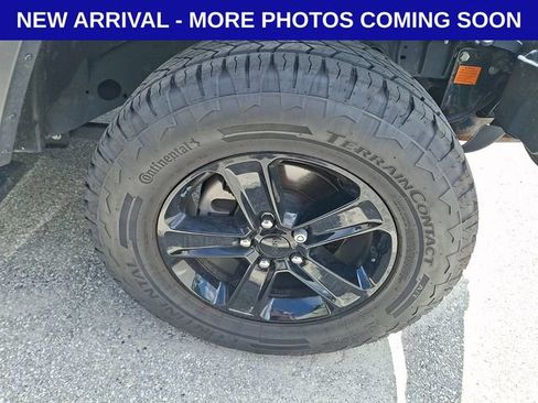 Used 2020 Jeep Wrangler Unlimited Sahara AWD/4WD image 12