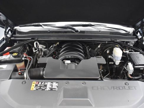 Used 2020 Chevrolet Suburban Premier w/ RST 6.2L Performance Edition image 8