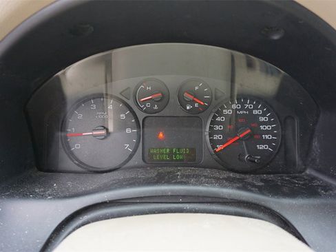 Used 2007 Ford Freestyle SEL image 4