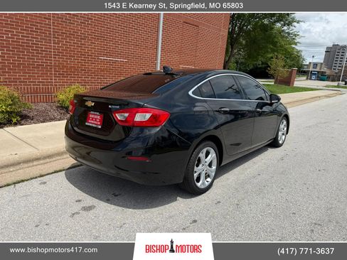 Used 2016 Chevrolet Cruze Premier w/ Enhanced Convenience Package FWD image 6