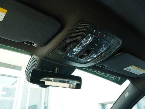Used 2026 Mercedes-Benz GLB 250 image 24