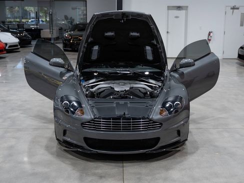 Used 2010 Aston Martin DBS image 38