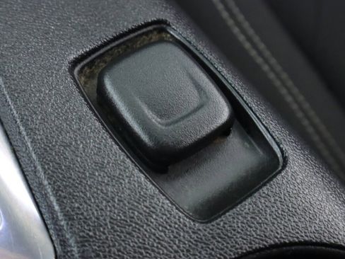 Used 2016 Chevrolet Camaro LT w/ Technology Package image 23