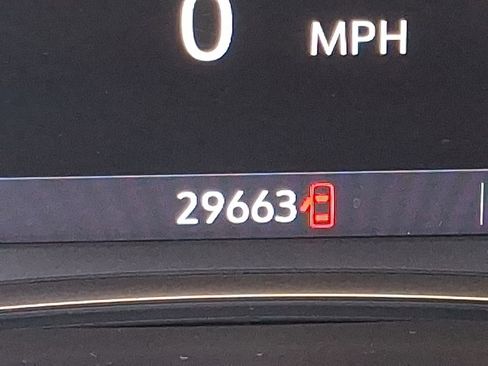 Certified 2023 Chevrolet Traverse LT image 22