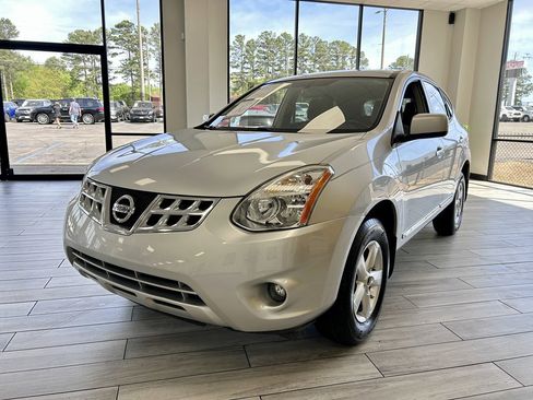 Used 2013 Nissan Rogue S w/ Special Edition Pkg image 3