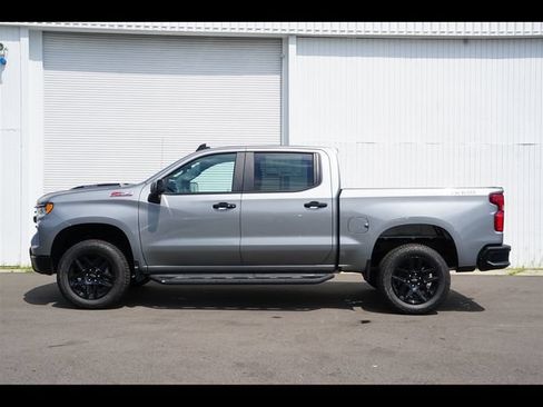 New 2026 Chevrolet Silverado 1500 LT Trail Boss w/ Convenience Package II AWD/4WD image 2