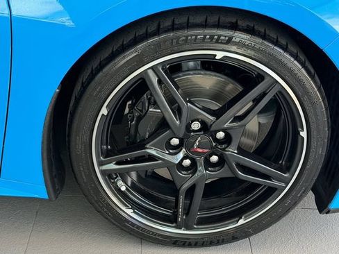 Used 2021 Chevrolet Corvette Stingray Convertible w/ 1LT RWD image 16