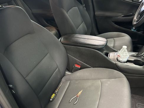 Used 2017 Chevrolet Malibu LT w/ LPO, Convenience Package 2 image 19