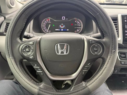Used 2017 Honda Ridgeline RTL-T image 17