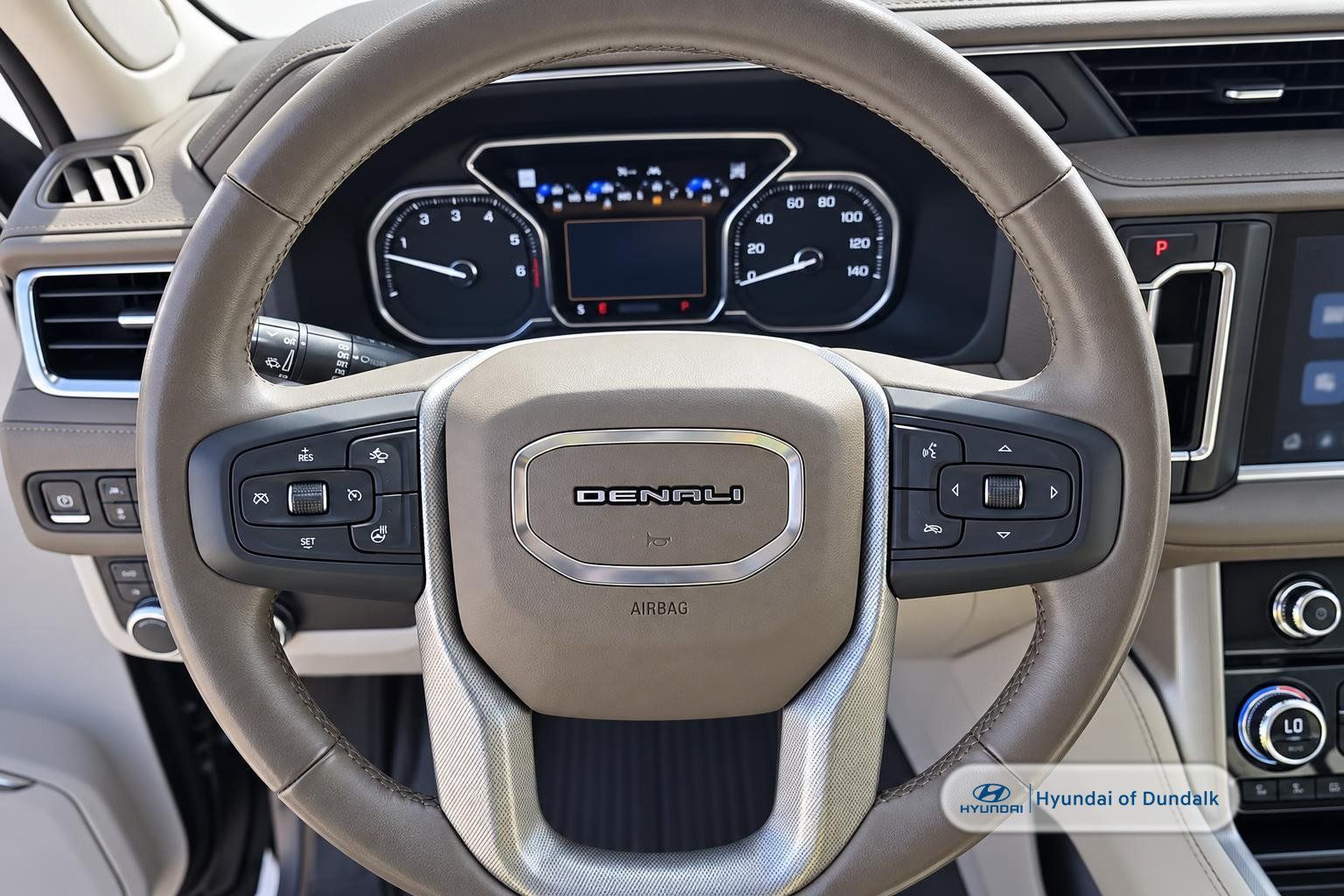 Used 2021 GMC Yukon Denali AWD/4WD image 10