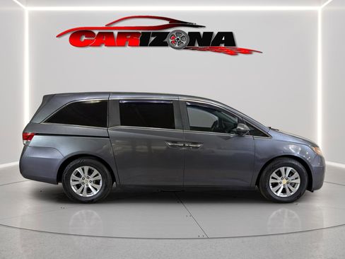 Used 2016 Honda Odyssey SE image 12