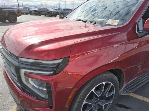 Used 2025 Chevrolet Suburban RST w/ RST Capability Package image 3