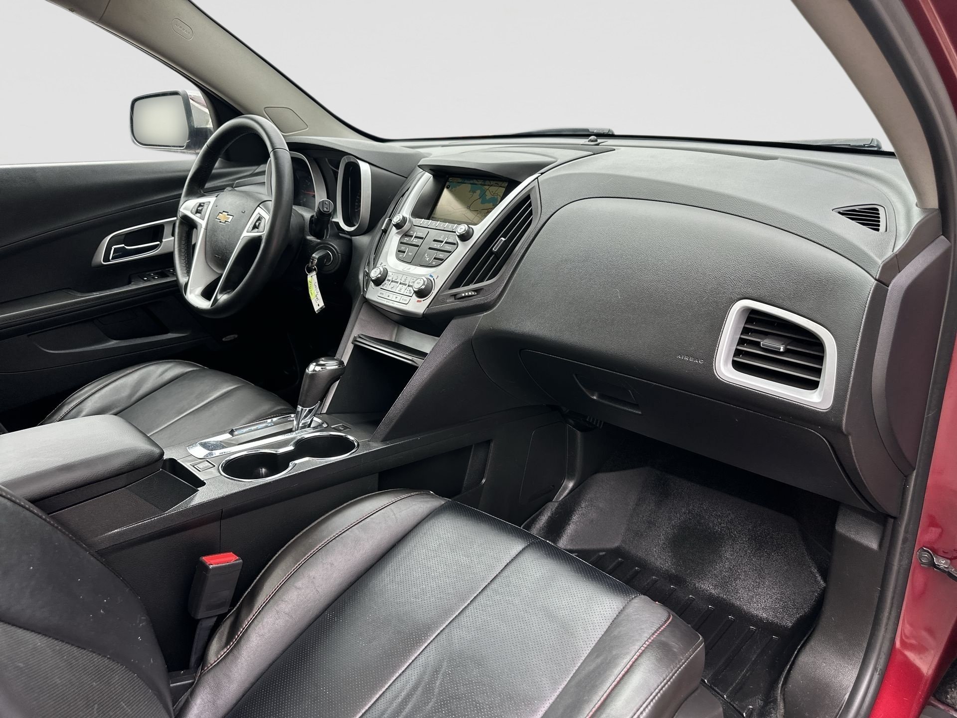 Used 2016 Chevrolet Equinox LTZ w/ Enhanced Convenience Package FWD image 29